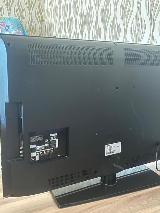 Продам телеаизор недорого б/у