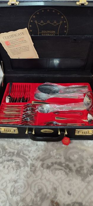 Ложка вилка набор дипломат  двенадцать персона бренд Solingen Германия