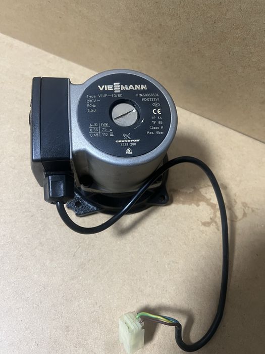 Pompa recirculara vissmann 100 in satare perfecta de fuctionare