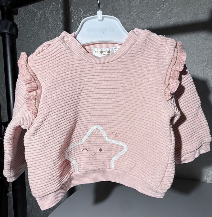 Продаю детскую одежду в отличном состоянии.