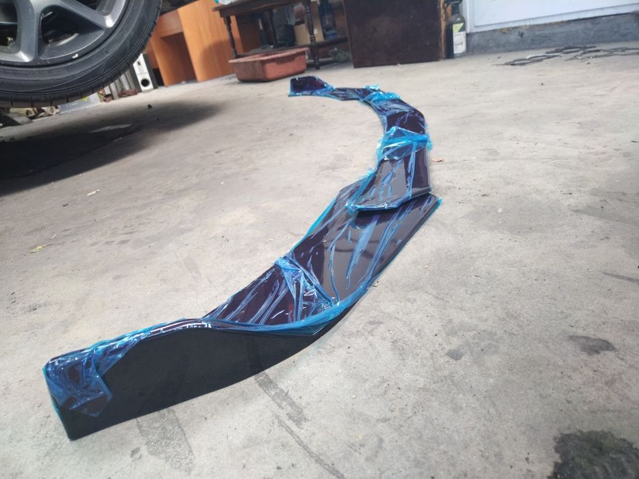 Лип за предна броня , универсален - BMW audi пежо VW Опел форд тунинг