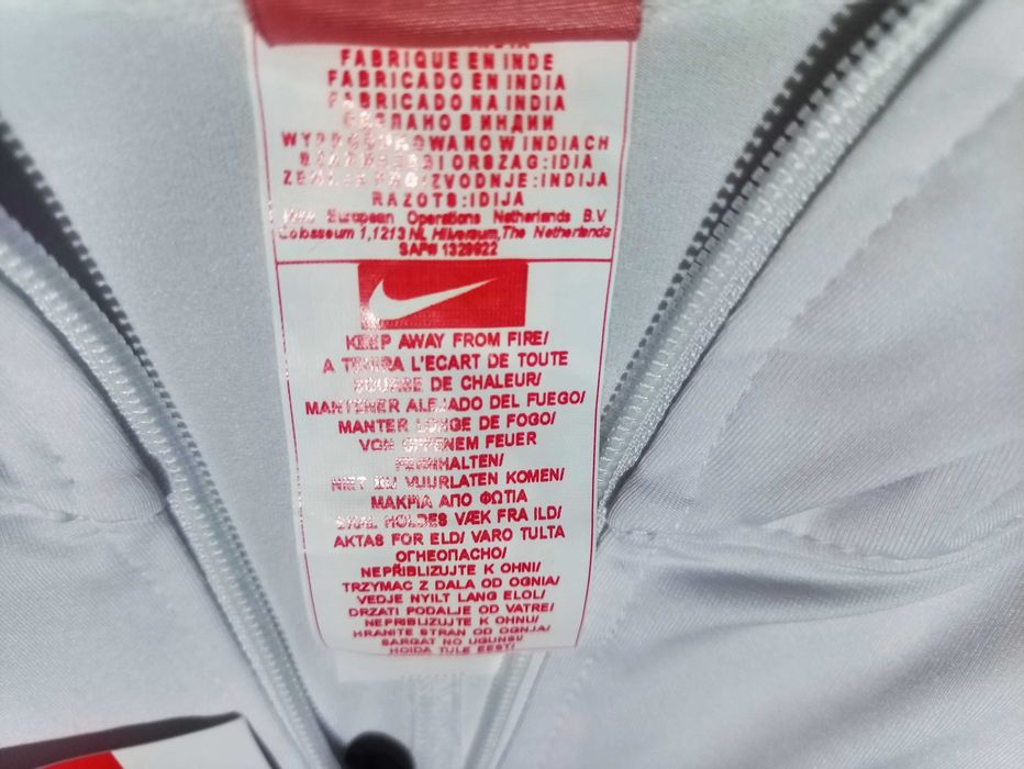 Нови суичъри                             .