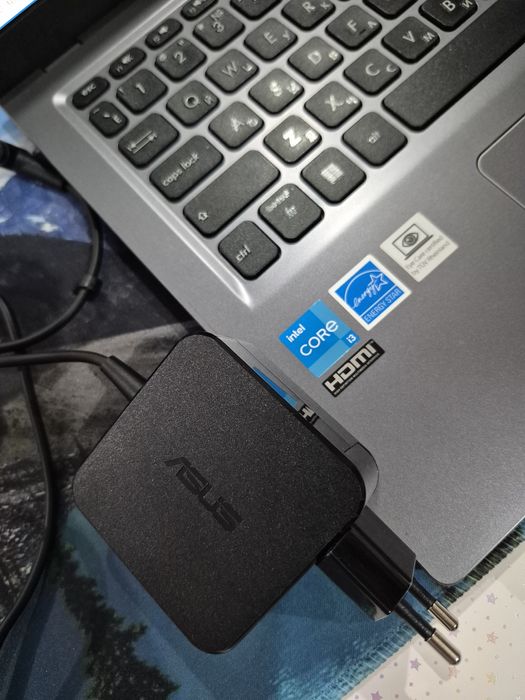 Продам ноутбук ASUS
