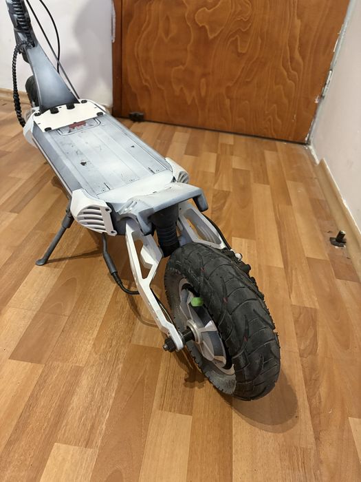 Продавам Vsett 10 light