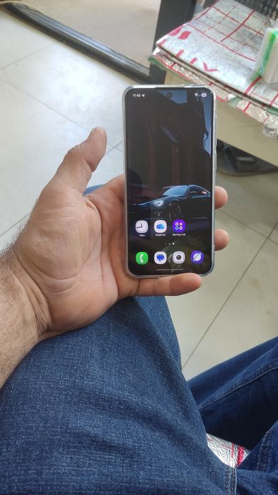 Samsung A 56 holati tiniq srocniga sotaman xotirasi 128 +8