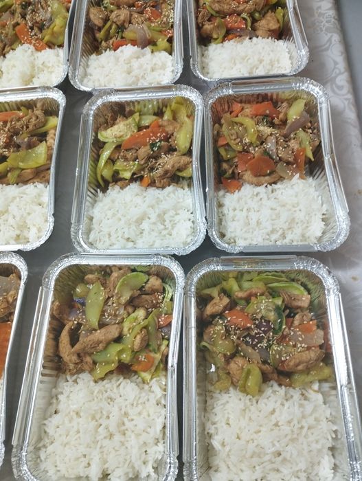 Shirin va mazali obed va ujinlarni szga yetqaizp beramz