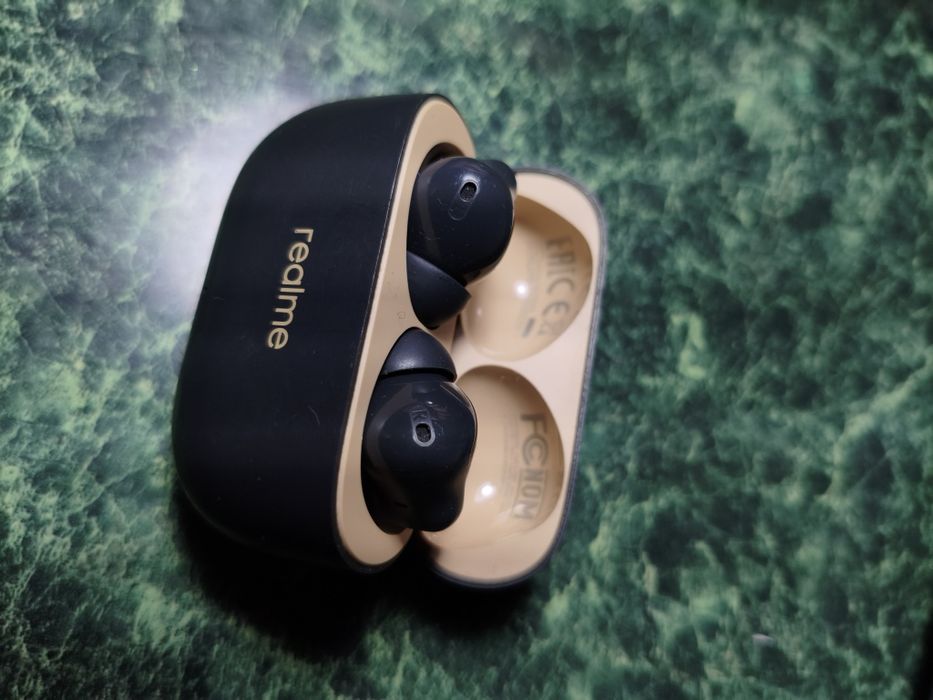 Наушники Realme Buds T300
