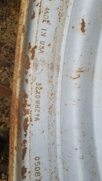 Janta combina Case pt cauciucuri 24,5R32