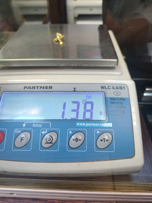 Lant de aur si cruciuliță, 18k