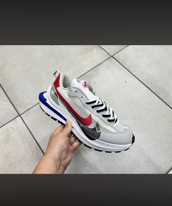 Nike sacai x,. 4 culori disponibile
