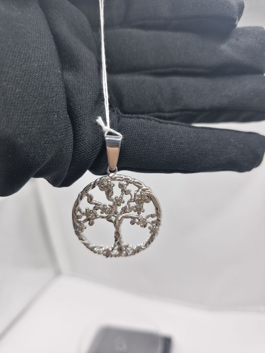 Kulon dereva jizn zolota brilant