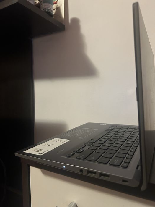 Laptop Asus VivoBook X415FAC_X415FA i5 | 8 GB Ram | 256 GB memorie