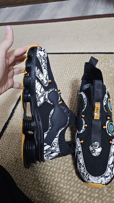 Корейские кроссовки