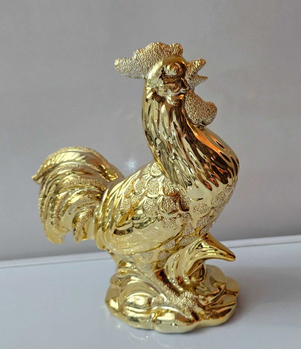 Статуэтка золотой петух