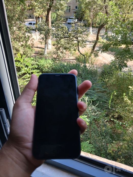 Iphone xr sotiladi