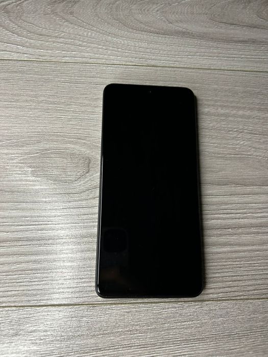Vând telefon REDMI NOTE 11 PRO 5 G 128 gb