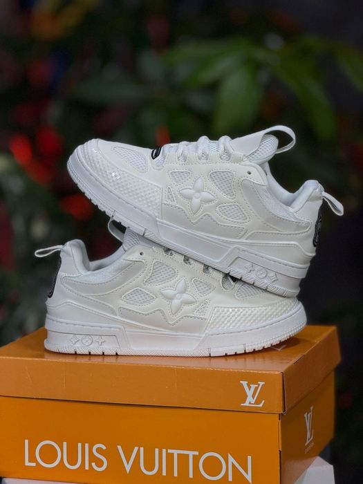 Adidasi LV trainers , LV skate , Amiri MA-1 ,Nike af1 , LV Max , yeezy boost 350 beluga,  dazzling blue