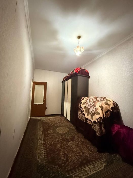 Panelnida 4 xonali uy sotiladi 4-4-4