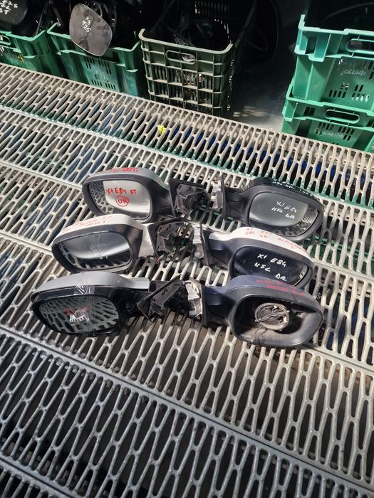 Oglinda completa stanga dreapta bmw x1 e84 fara rabatare uk Anglia