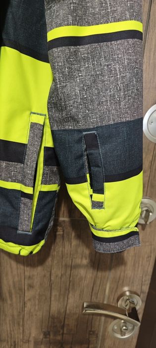 юнушеско яке "Protest"