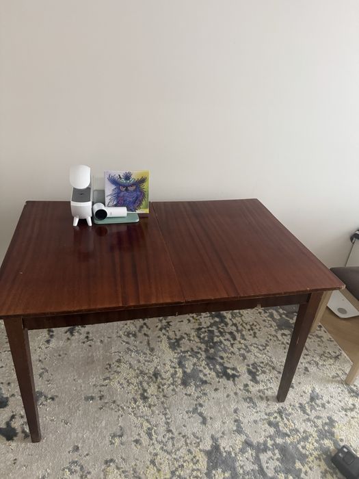 Продается стол  раздвижной