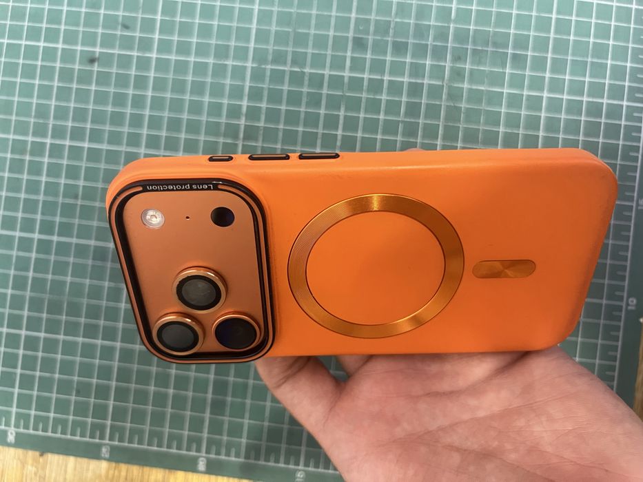 Apple iPhone 17 Pro 256Gb NanoSIM+eSIM оранжевый