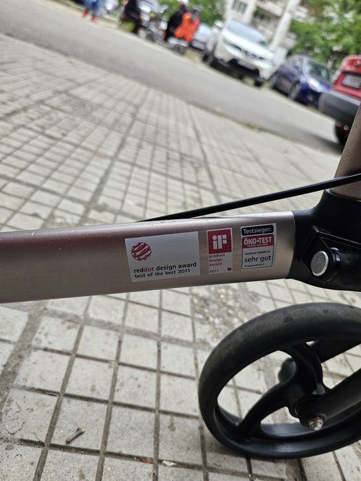 Сгъваема Професионална Проходилка за възрастни и болни хора