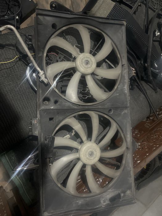 Лексус ЕС 250 рестайлинг