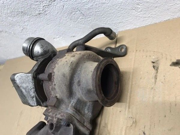 Turbosuflanta turbo turbina BMW X1 E84 2010 cod 724779