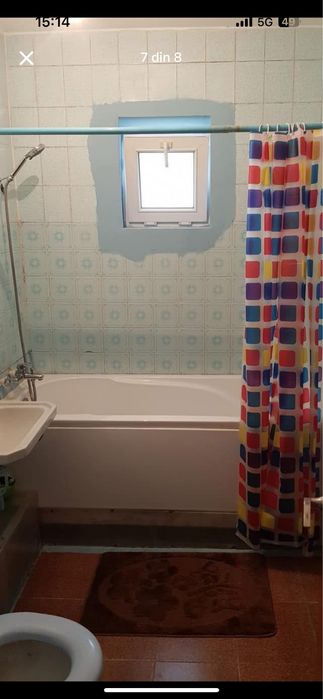 Vand apartament 3 camere..