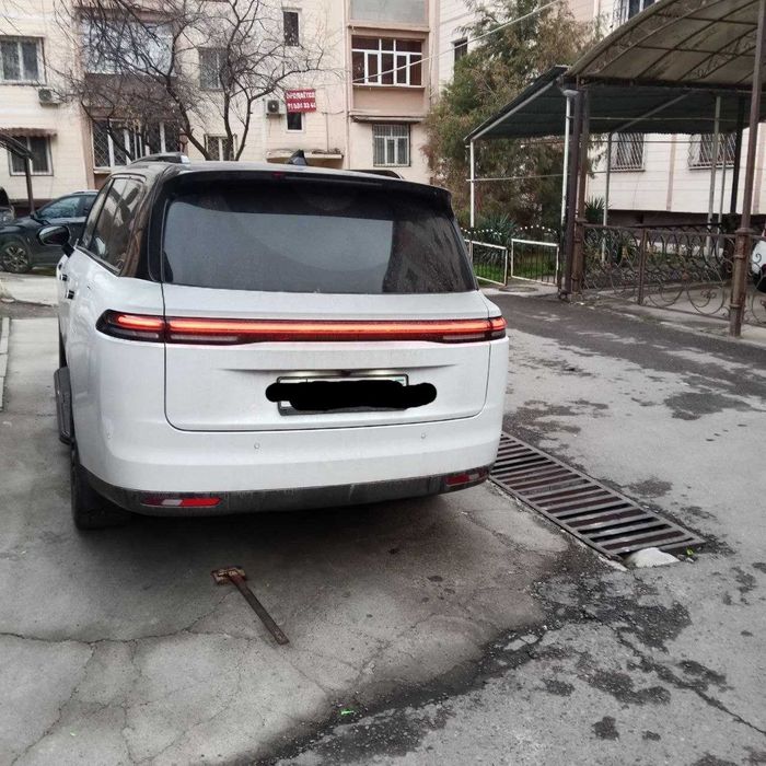 Leapmotor C16,  Hybrid, 2 позиция, 2025 год