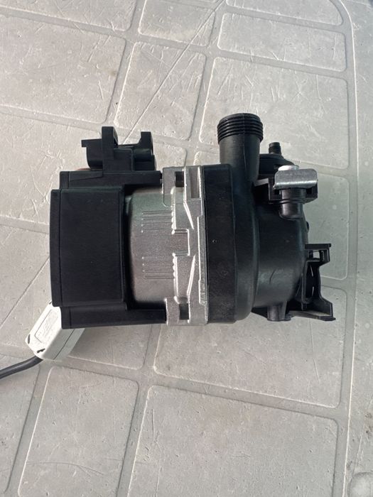 Pompa Grundfos pentru centrala Motan , UPM3 FLEX AS