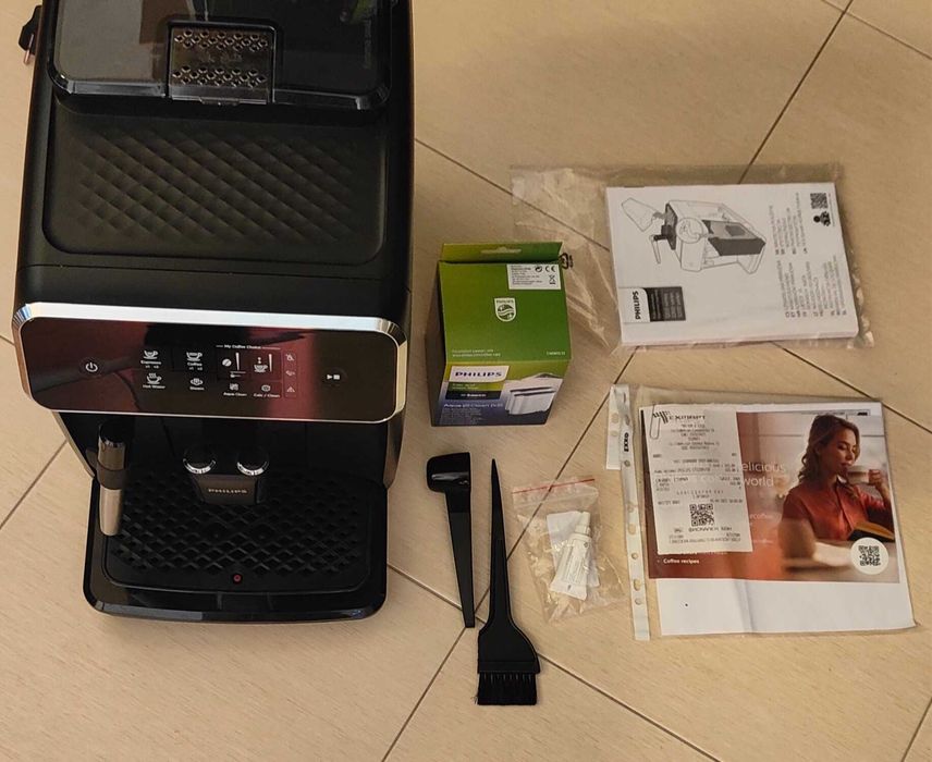 Кафе автомат Philips EP2220/10 + нов филтър