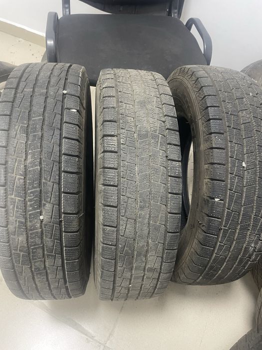 Продам резину на грузовик можно на прицеп на,13c