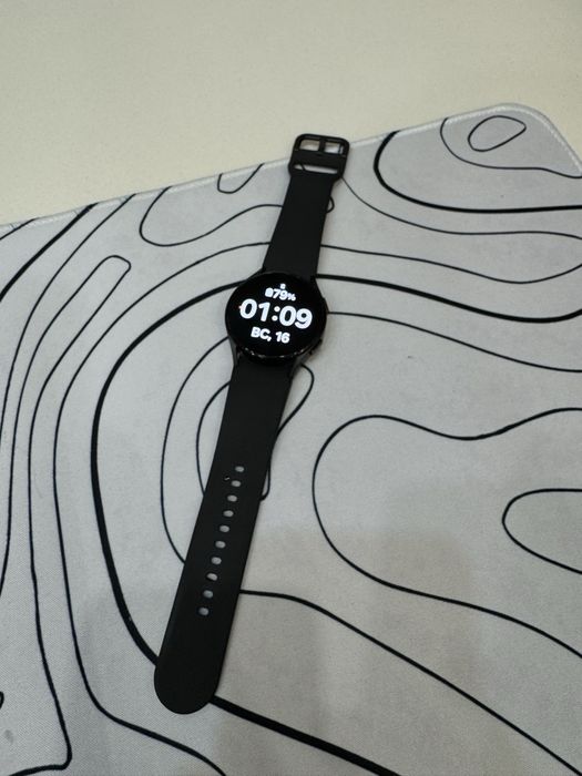 умные часы Galaxy watch 4