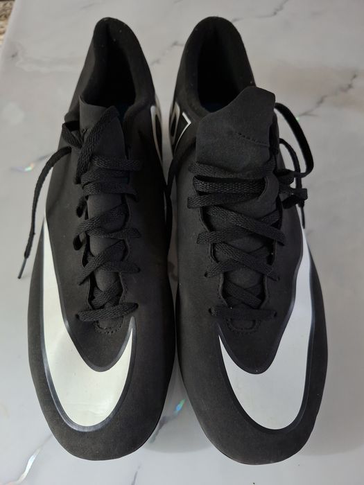 Crampoane în stare perfecta  Nike