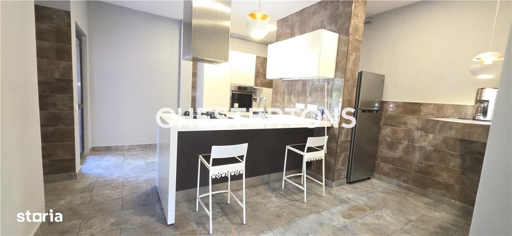 Inchiriere Apartament 254 mp , 5 camere , Ultracentral - Bucuresti , P