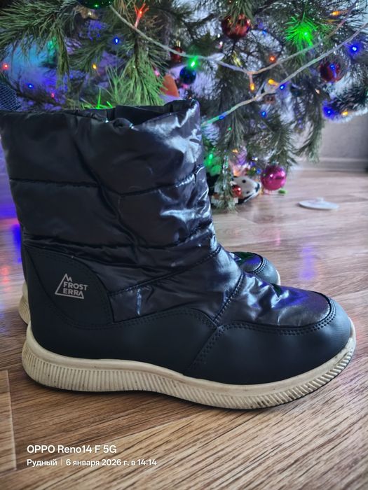 Продам женскую обувь