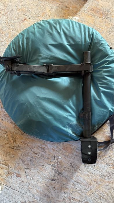 Brate dublu Hama de monitor cu Vesa