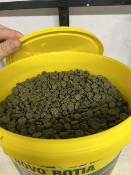 Храни на JBL и Tropical - таблетки