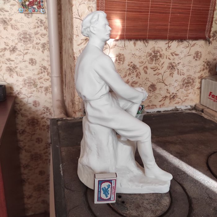 Максим Горький (бисквит)