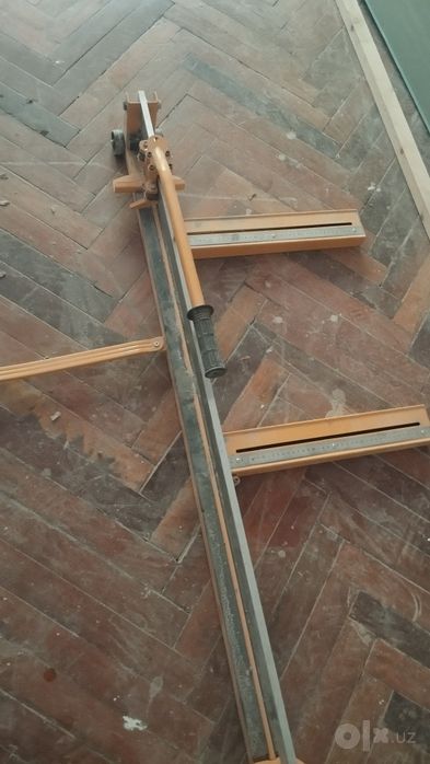 Инструмен плиткарезка