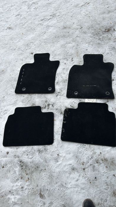 Продам полики от камри