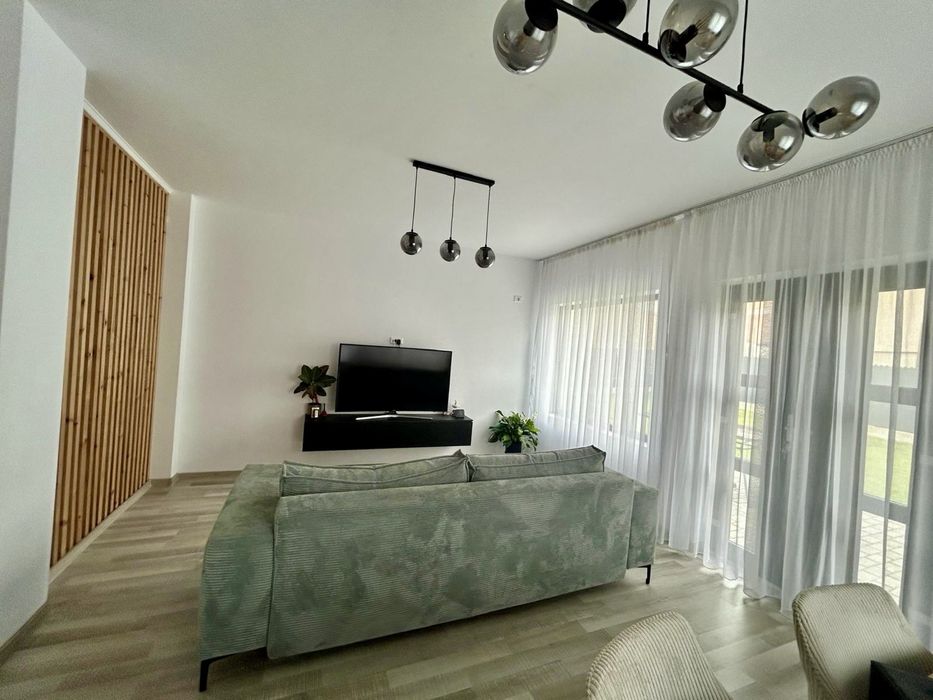 Casă P+1 de vânzare în Miroslava, 120 mp utili, 420 mp teren, construcție 2024