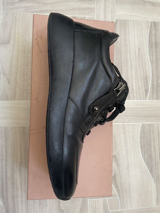 Женская обувь