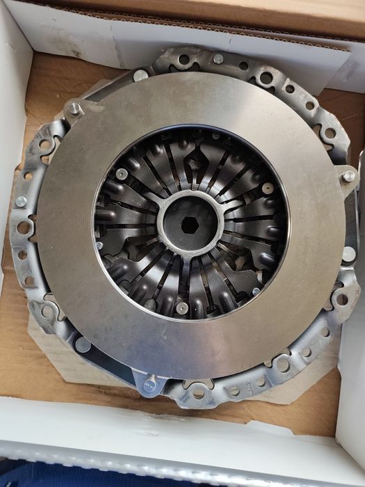 Chit ambreaj BMW + set montaj turbo