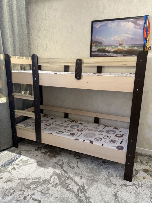 Кровать детская двухэтажная
