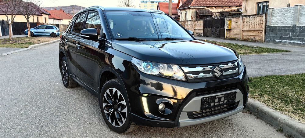 Suzuki Vitara 4x4 / Euro 6 / Piele / Camera / BiXenon / Keyless