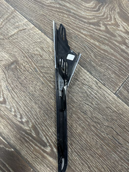 Bmw F90 M5 лайсна калник преден ляв