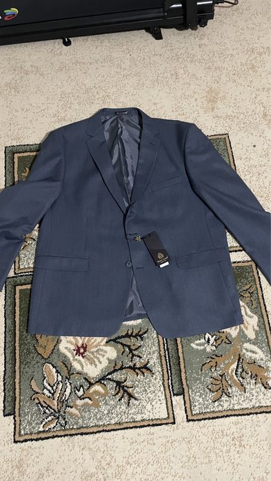 костюм и пиджаг б/у и новый